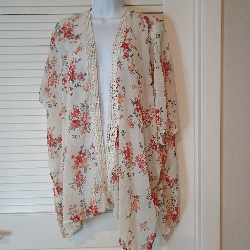 Jolt Floral Cover up Sheer with Lace Trim Size Medium